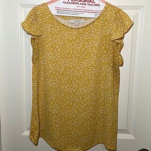 Loft, daisy pattern top, medium